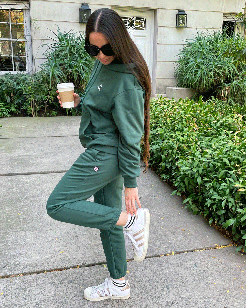 JOGGER TOBILLO ANGOSTO VERDE MUSGO